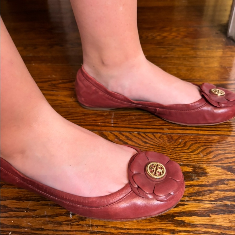 Tory Burch Women's Burgundy Flats with Floral Accent